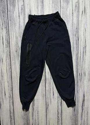 Nike tech fleece спортивные штаны оригинал xs размер