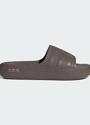 Adidas шльопанці 🩴