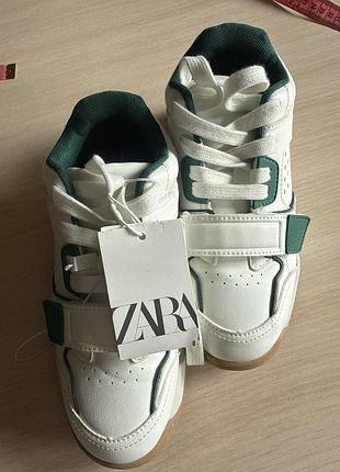 Кросівки 34 р zara