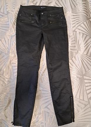 Стильні штани скінні laura scott з ефектом шкіри (waxed denim) 38