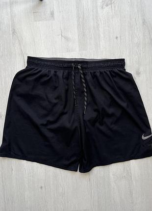 Чоловічі спортивні шорти nike розмір xxl