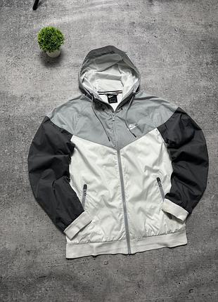 Чоловіча куртка/ вітровка nike nsw windrunner jacket