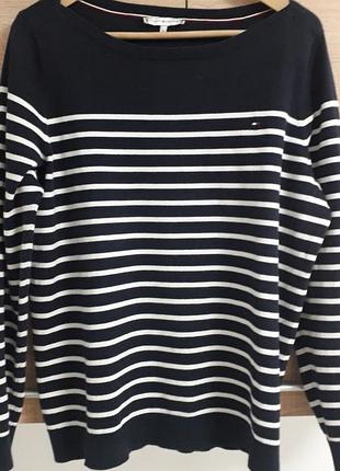 Tommi  hilfiger 
42/xl/50
жіночий темно синій джемпер в білу полоску
67% бавовна 
33% поліамід 
ідеальний стан