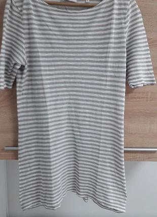 Мarc o' polo
 42/xl/50

женская удлиненная футболка серая в белую полоску выполнена из органического хлопка.
производитель индия
идеальное состояние