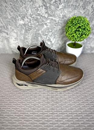 Skechers arch fit кроссовки 46 размер спортивные кожаные коричневые