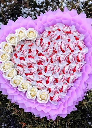 Букет з цукерок raffaello