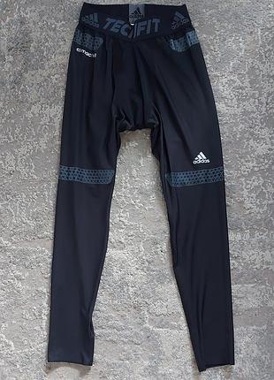 Мужские компрессионные тайтсы – это модель adidas techfit power tight