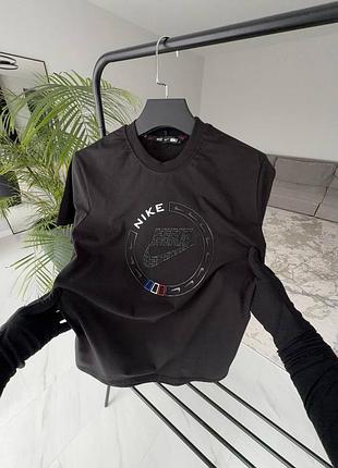 Новинка мужская футболка nike