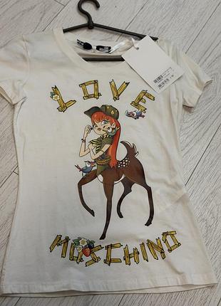 Футболка love moschino