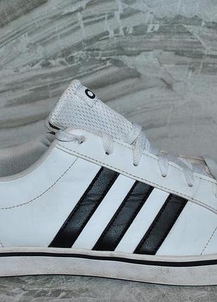 Adidas кроссовки белые 46 р