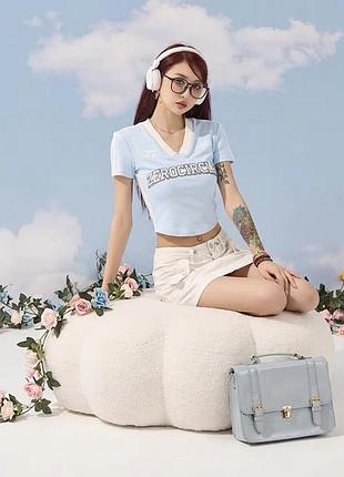Топ блакитний street style