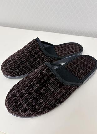 Чоловічі тапочки велюрові белста.