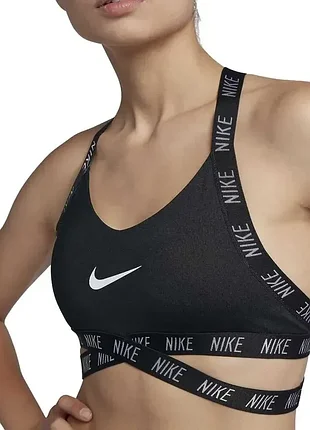 Спортивный топ стан нового nike