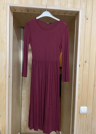 Сукня з довгим рукавом