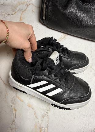Стильні кеди adidas