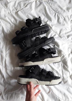 Крутые удобные сандалии new balance