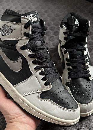 Чоловічі баскетбольні кросівки nike air jordan 1 retro. p. 41.