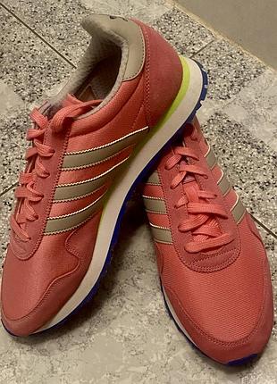 Гламурні фірмові жіночі кросівки adidas 42 розміру