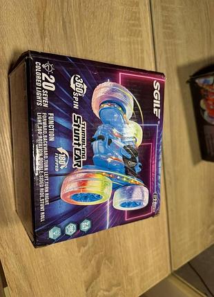 Машинка на радіоуправлінні
