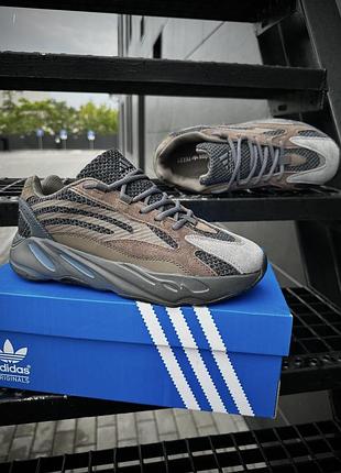 Кроссовки adidas yeezy boost 700 v2 (brown)