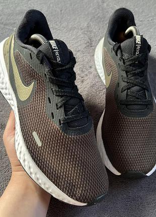 Жіночі кросівки nike revolution 7. p.38.
