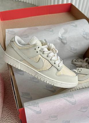 Жіночі кросівки nike dunk low lace pack regal beige