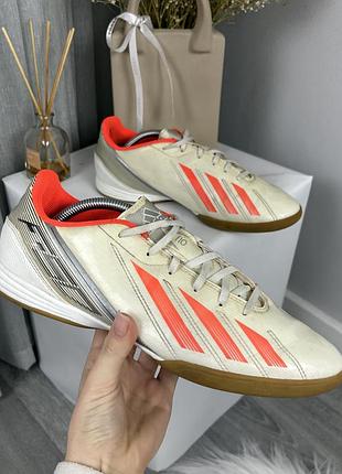 Оригінальні футзалки adidas f10