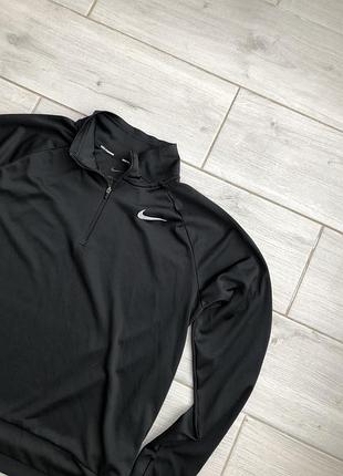 Жіноча спортивна кофта nike