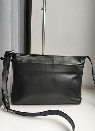Черная кожаная сумка через плечо (crossbody) jobis