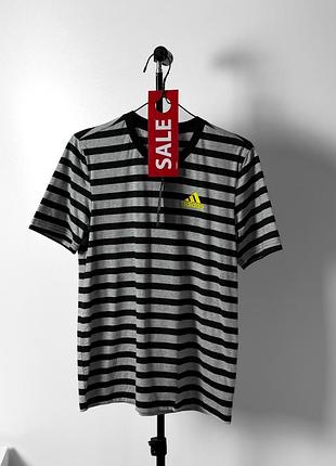 Футболка adidas t-shirt