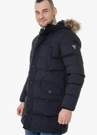 Зимова куртка guess