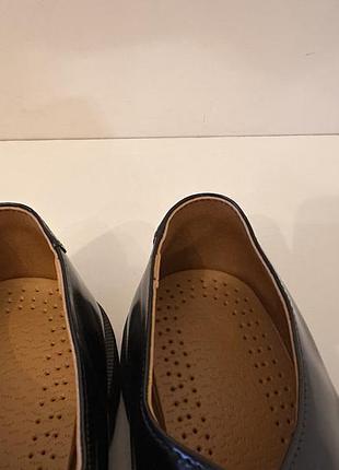 Чоловічі туфлі dr. martens 7