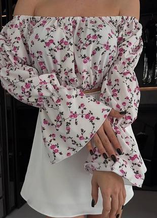 Кроп топ🌸🌸🌸