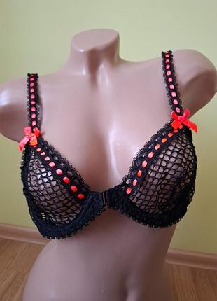 Бюстгальтер   80в