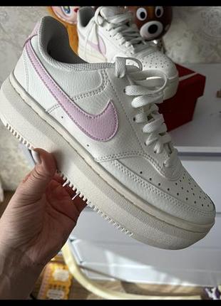 Nike кросівки