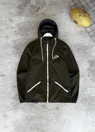 Стильная и качественная ветровка nike