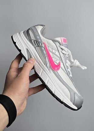 Кросівки nike initiator