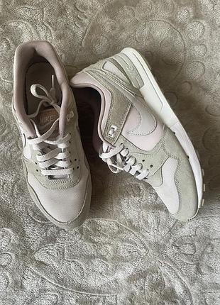 Кросівки беж  nike 40