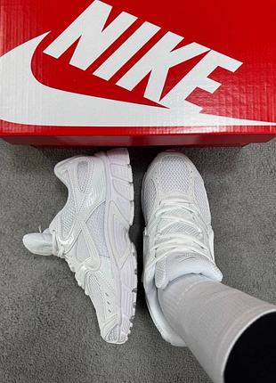 Кроссовки женские nike v5 rnr white