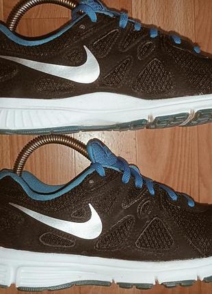 Кроссовки nike revolution 2 размер 38 длина потолков 24 см, по факту 24.5 см