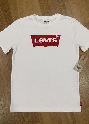 Нова футболка levi’s classic batwing 10-12 років 132-147 см