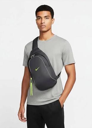 Женская сумка слинг nike sportswear essentials. сумка кросбоди спортивная. однолямковый рюкзак найк dj9796-072