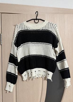 Чорно-білий в’язаний светр oversize xs-m з рваним низом, 100% бавовна