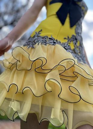 Коротка корсетна сукня з заниженою талією жовтого кольору на випускний, свято. в розмірі xs, s, m
