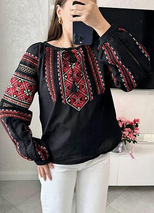 Женская современная вышиванка с кисточками хлопок черный, l