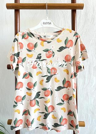 🌿літня футболочка з фруктовим принтом від h&m на 10-12 років, 140-152 см.