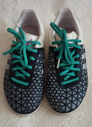 Футзалки adidas 33 р.