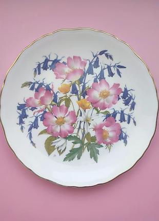 Колекційна фарфорова тарілка royal albert woodland roses із серії "britain's wild flowers"