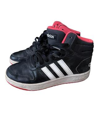 Детские хайтопы adidas hoops 2.0 mid – спортивный стиль и комфорт
