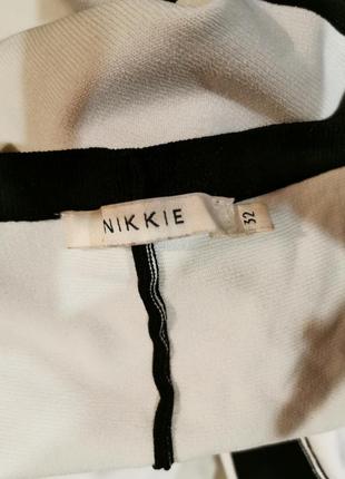 Платье в стиле alaia nikkie бандажное стрейч расклешенное в полоску миди трикотажное